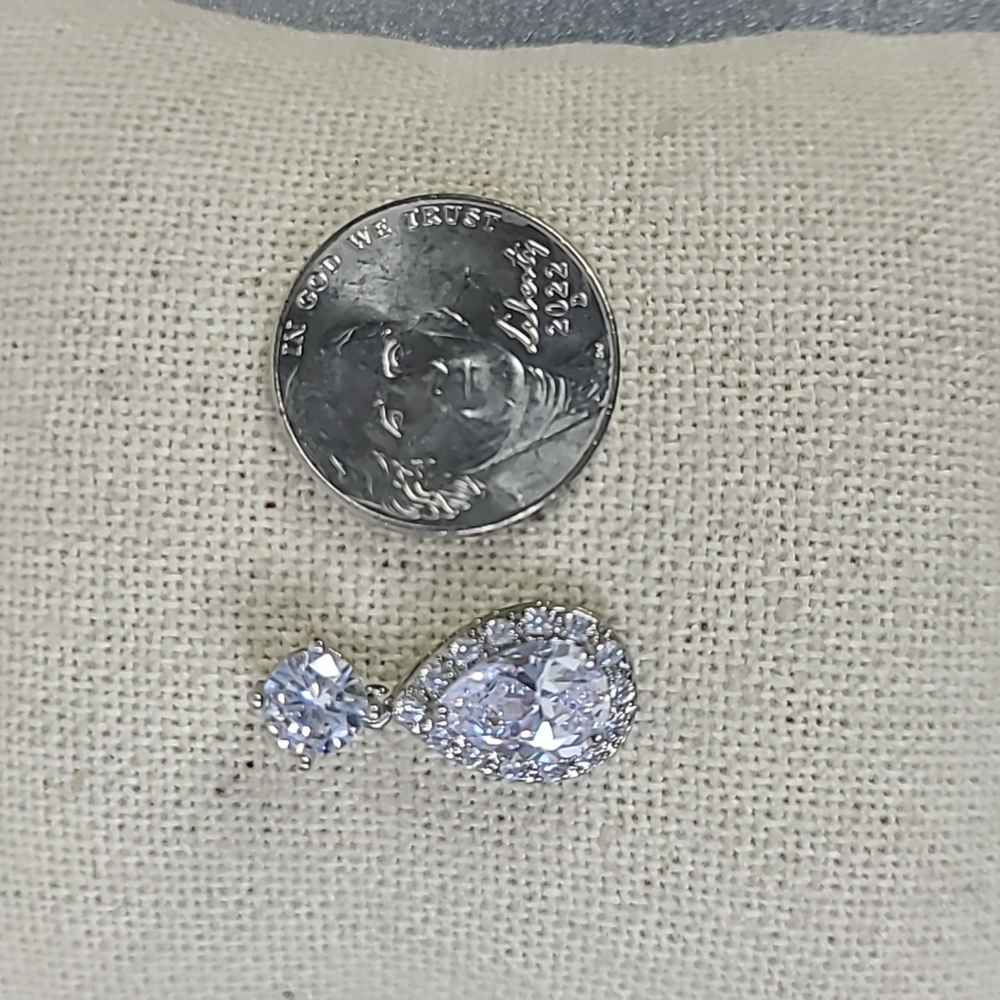 Gorgeous Earrings Pear Shaped Drop Cubic Zirconia Bling Holiday Party Gift NYE - Picture 5 of 6